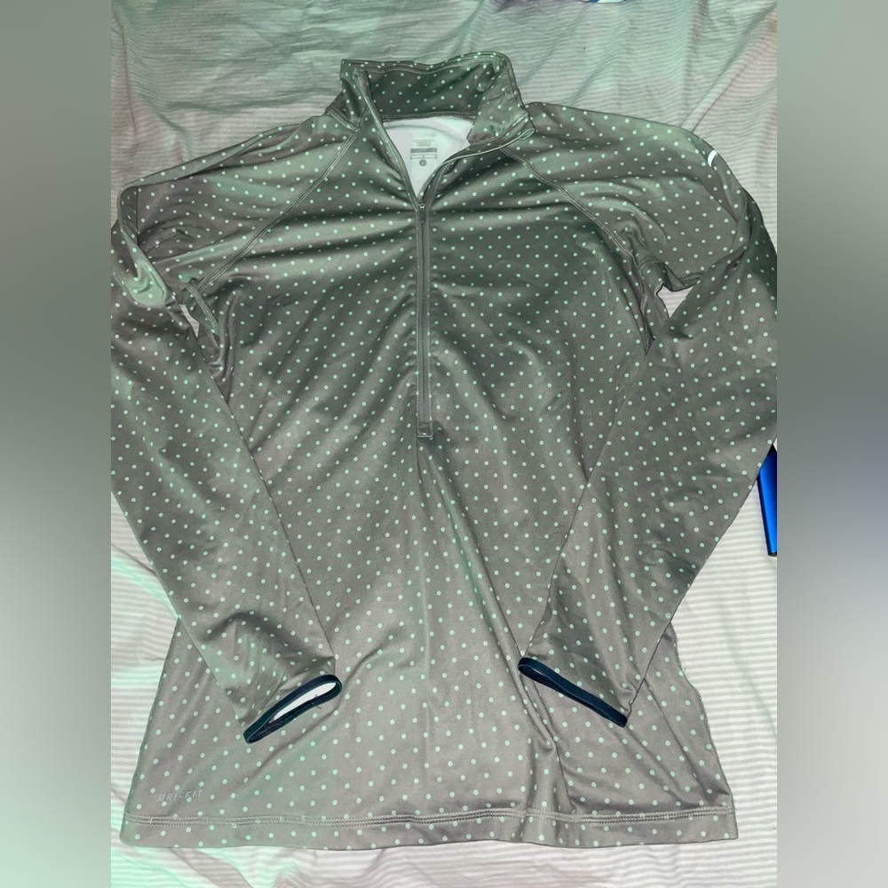 Nike pullover